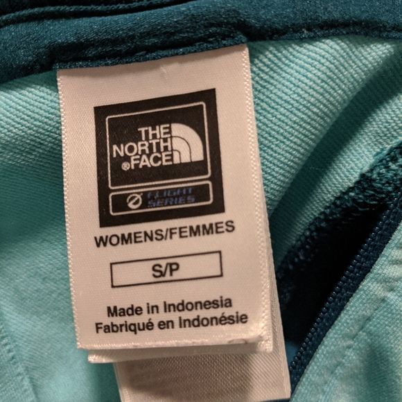 North Face 3/4 Zip Pullover - Picture 2 of 3